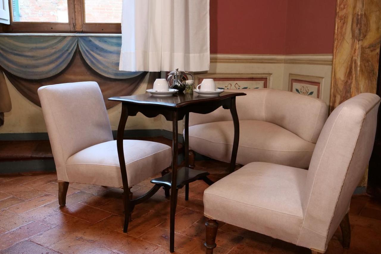 Delcorto Suites Montepulciano Stazione 外观 照片