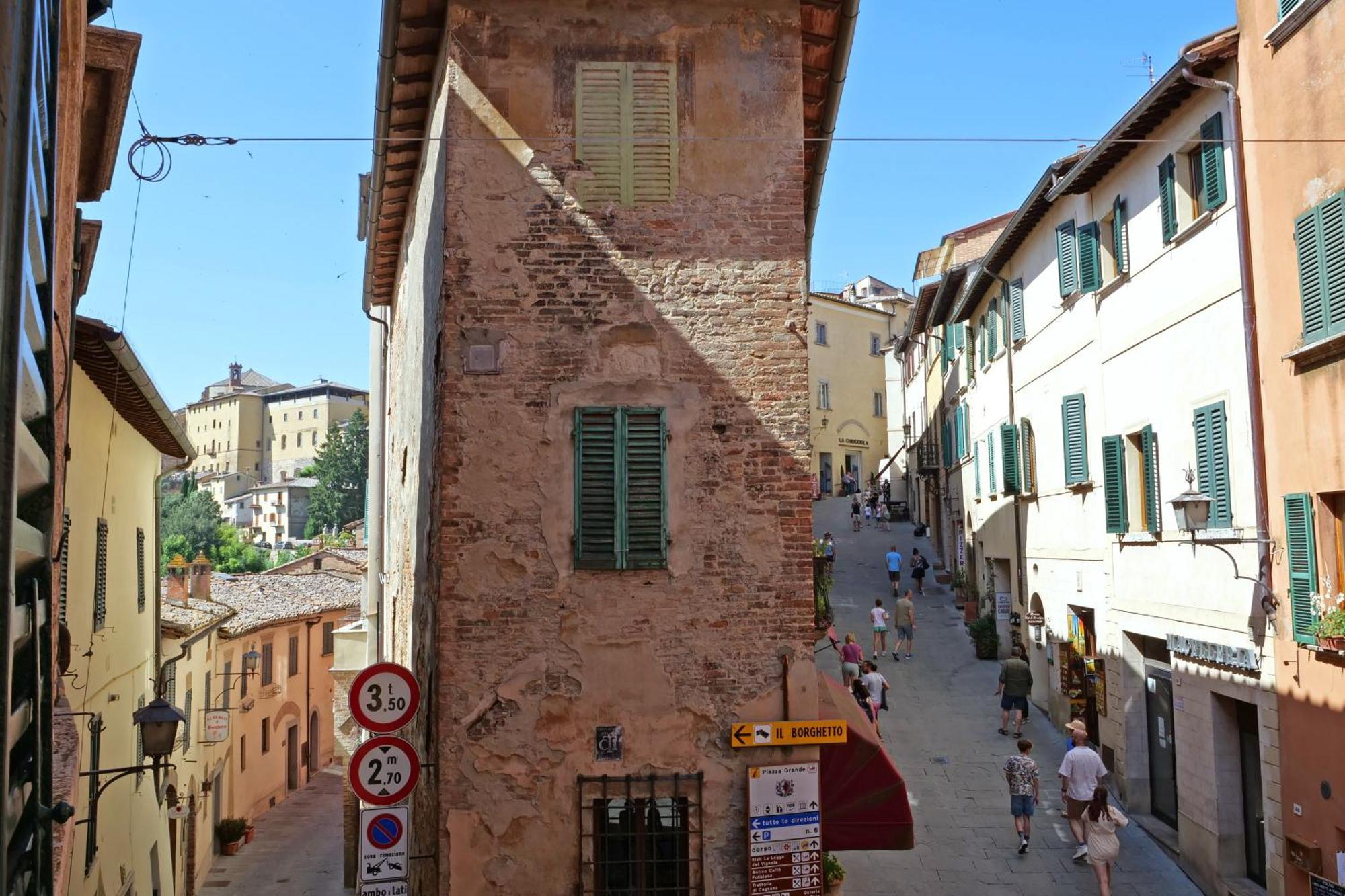 Delcorto Suites Montepulciano Stazione 外观 照片