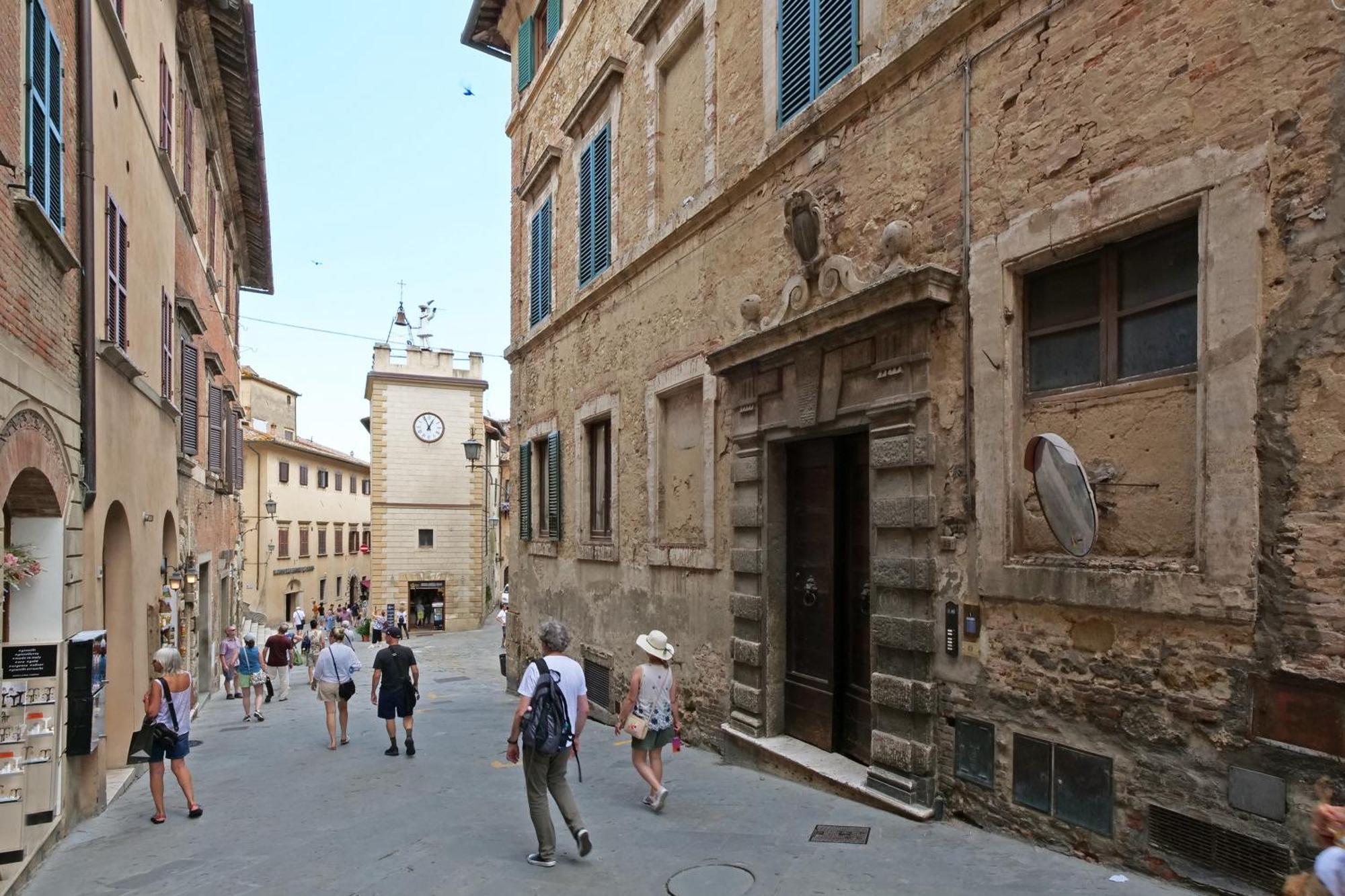 Delcorto Suites Montepulciano Stazione 外观 照片